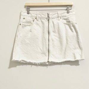 Pre-loved! WE THE FREE White Front Zip Mini Skirt!